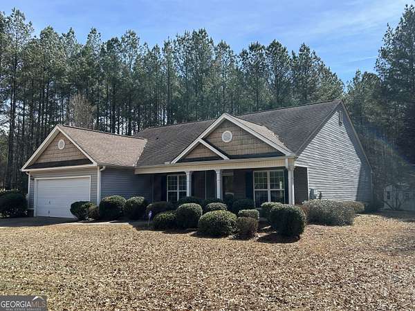 2 Acres of Land with Home for Sale in Colbert, Georgia