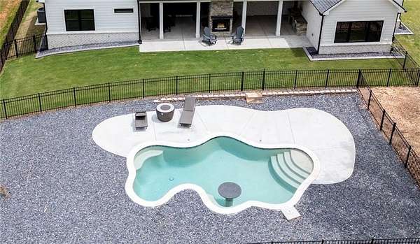 5 Acres of Land with Home for Sale in Fairmount, Georgia