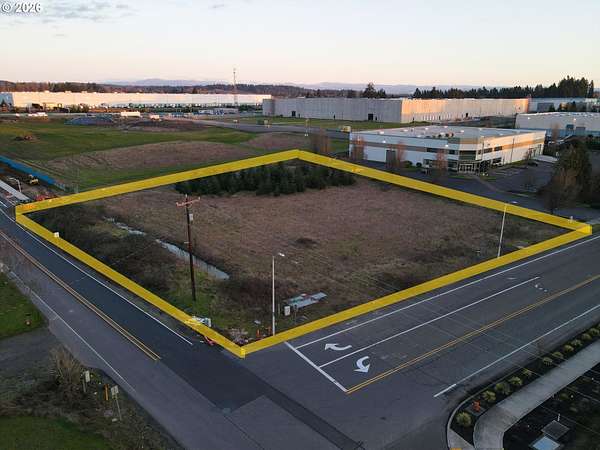 1.54 Acres of Commercial Land for Sale in Canby, Oregon