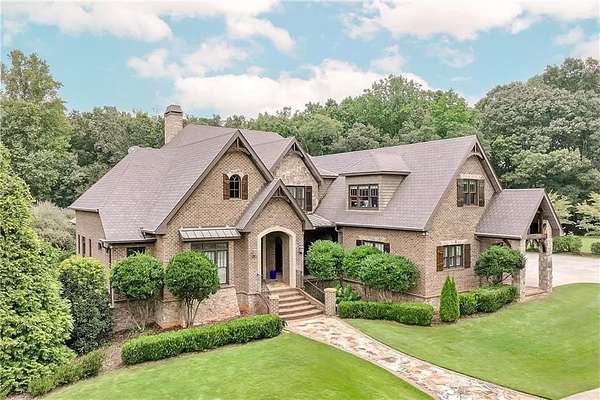 6 Acres of Land with Home for Sale in Auburn, Alabama