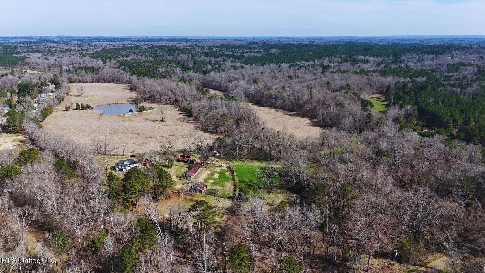 180 Acres of Land for Sale in Crystal Springs, Mississippi