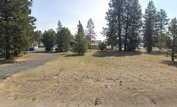 0.17 Acres of Commercial Land for Sale in La Pine, Oregon
