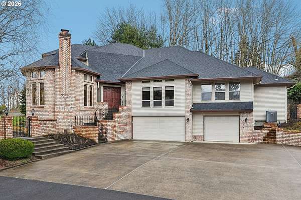 5 Acres of Land with Home for Sale in Ridgefield, Washington