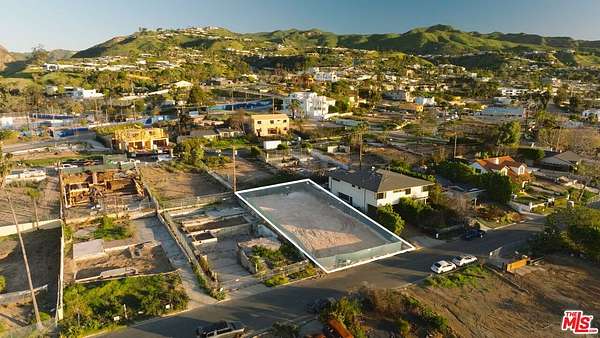 0.16 Acres of Residential Land for Sale in Pacific Palisades, California