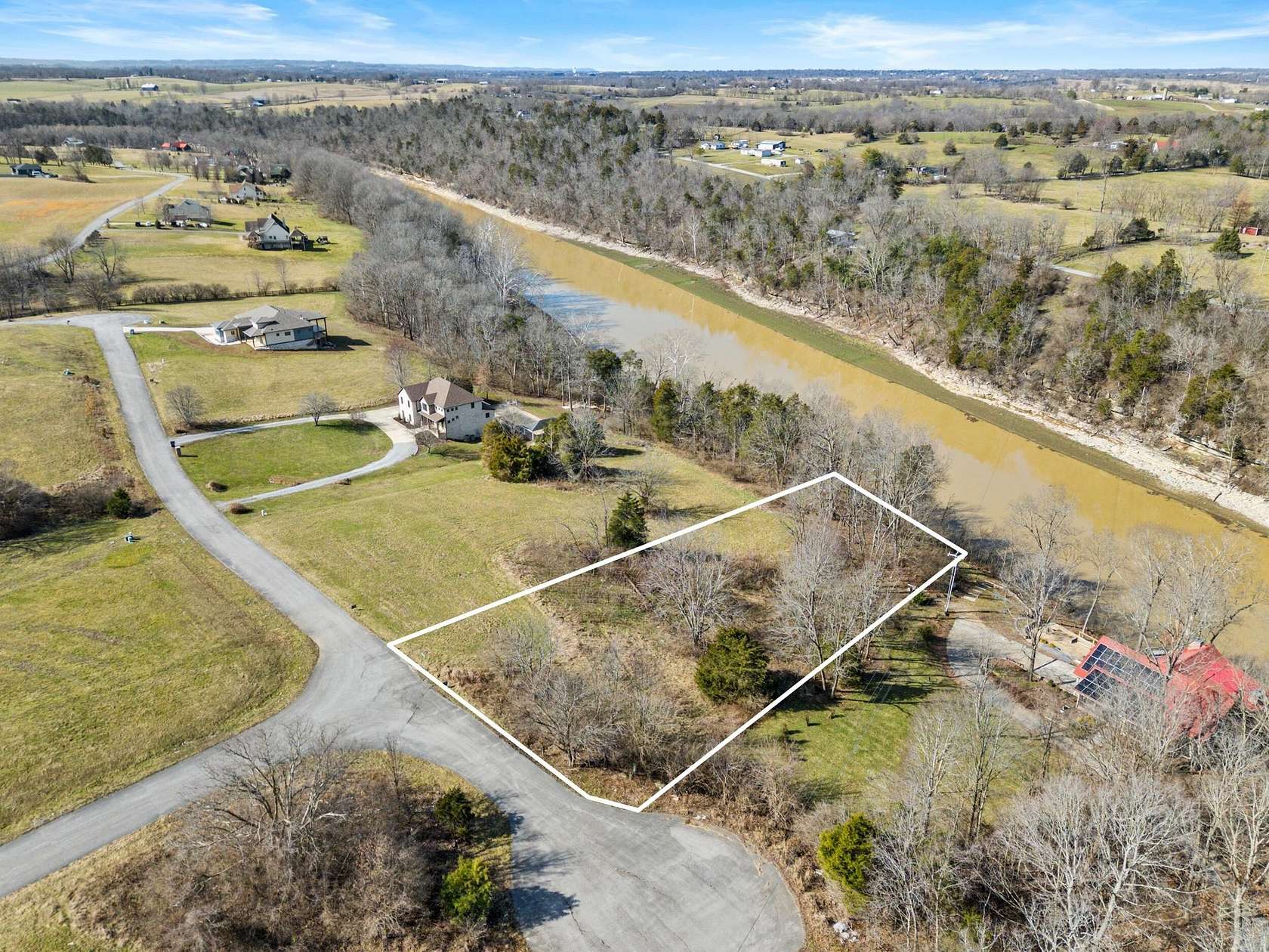 1 Acre of Residential Land for Sale in Lancaster, Kentucky