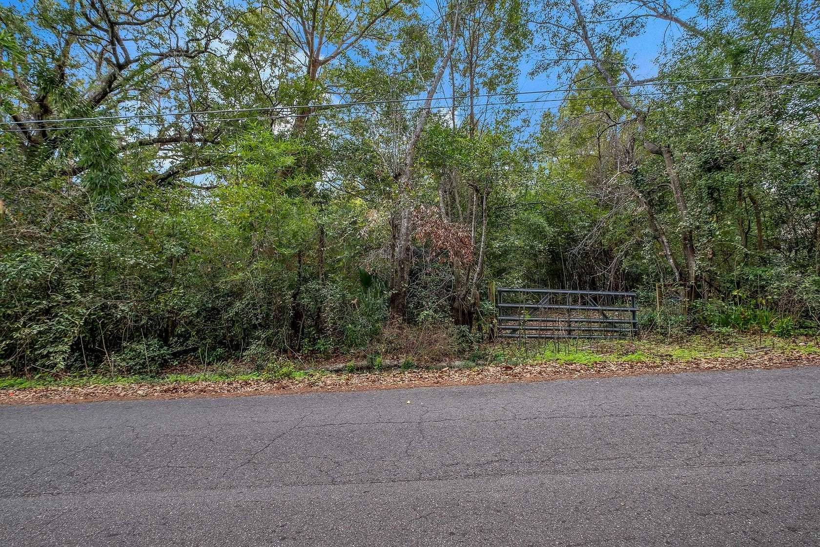 1.15 Acres of Residential Land for Sale in Tallahassee, Florida
