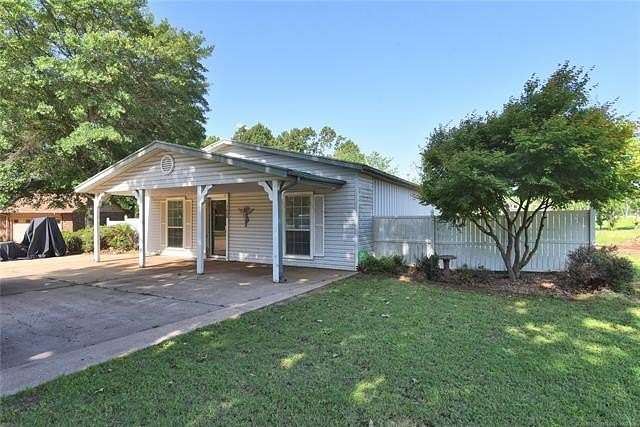 2.5 Acres of Improved Mixed-Use Land for Sale in Broken Arrow, Oklahoma