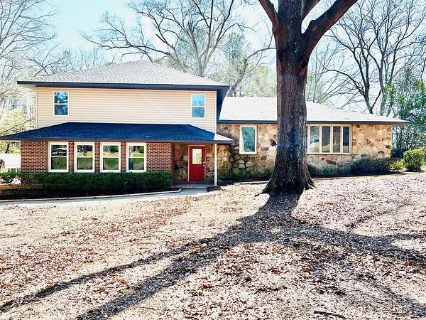 6.88 Acres of Land with Home for Sale in Eufaula, Alabama