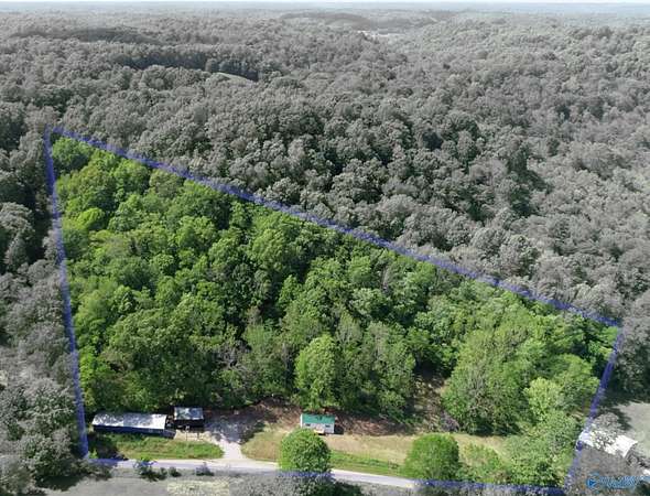 5.32 Acres of Land with Home for Sale in Pulaski, Tennessee