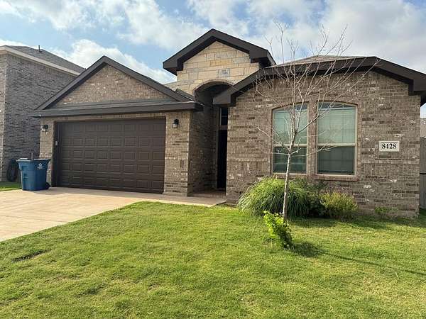 120 Acres of Recreational Land with Home for Lease in Midland, Texas