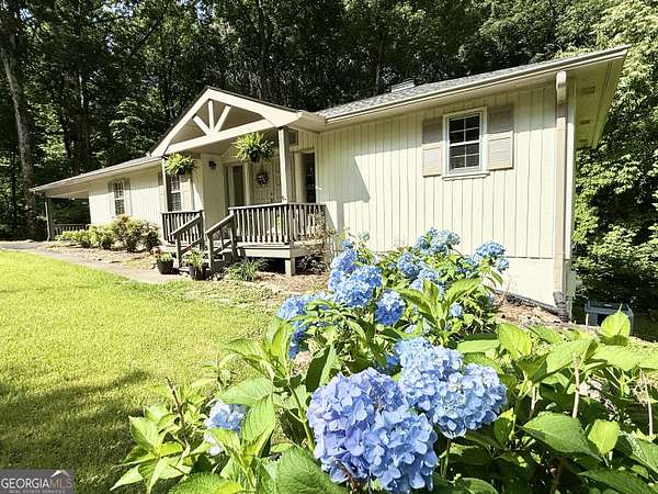 3.14 Acres of Land with Home for Sale in Sautee-Nacoochee, Georgia