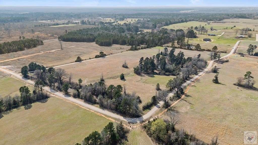 20 Acres of Recreational & Residential Land for Sale in Fouke, Arkansas
