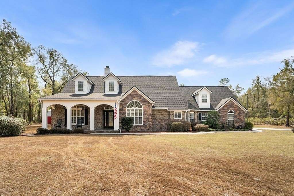 5 Acres of Land with Home for Sale in High Springs, Florida