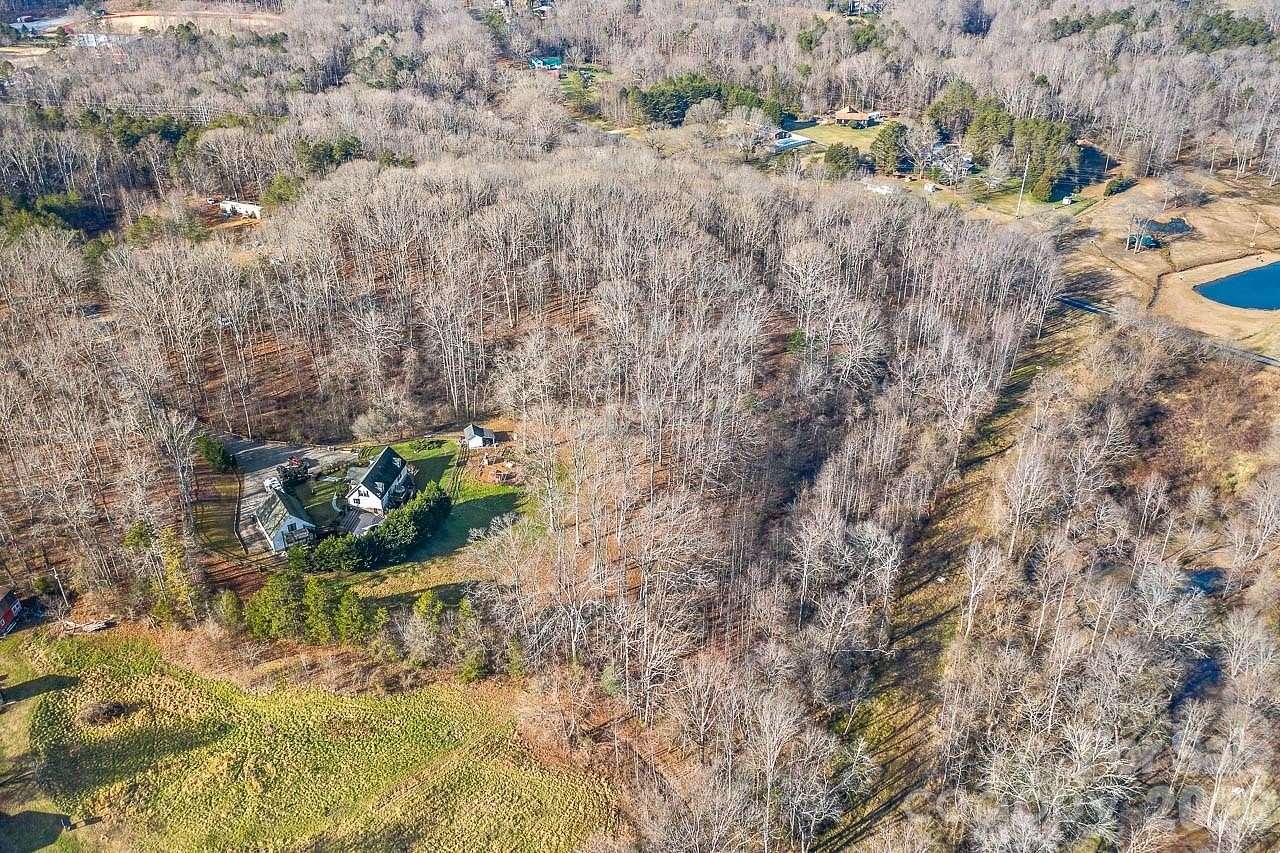 7.5 Acres of Agricultural Land for Sale in Mooresville, North Carolina