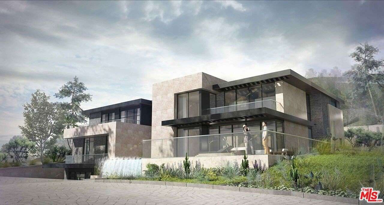 2.7 Acres of Residential Land for Sale in Los Angeles, California