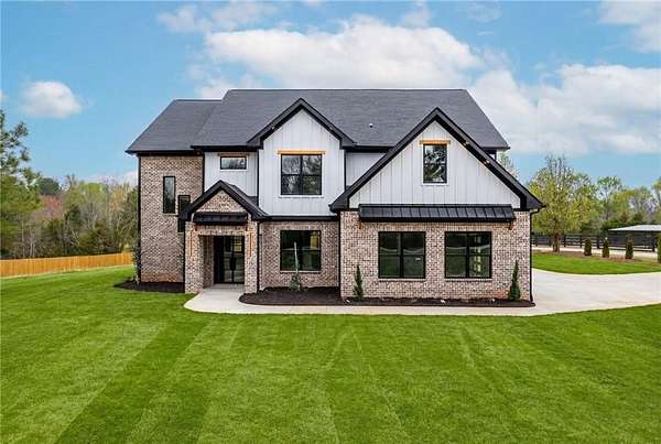 1.57 Acres of Land with Home for Sale in Pendergrass, Georgia