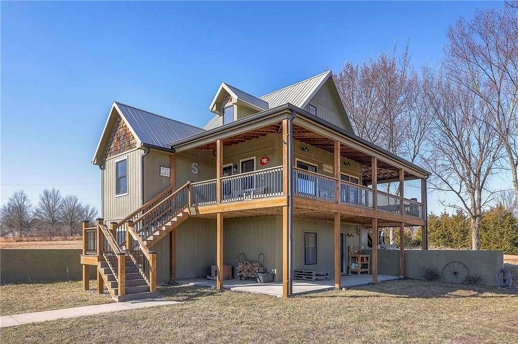 12 Acres of Land with Home for Sale in Cleveland, Missouri