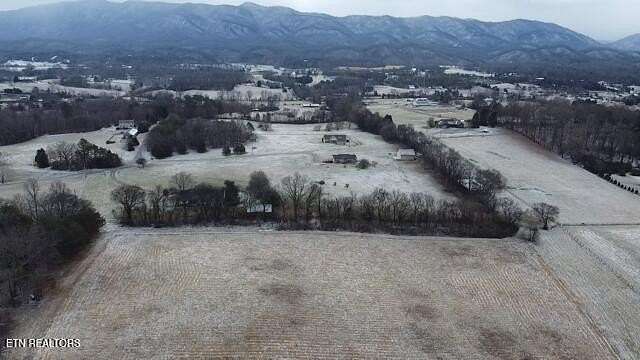 7 Acres of Residential Land for Sale in Walland, Tennessee