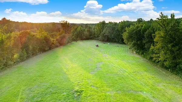41 Acres of Land with Home for Sale in Centreville, Alabama