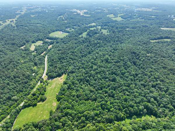 28.5 Acres of Agricultural & Residential Land for Sale in Cunningham, Tennessee