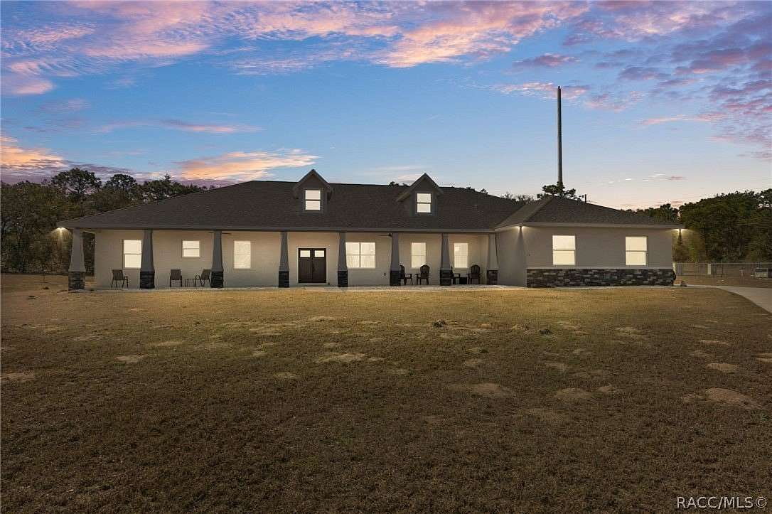 1.77 Acres of Land with Home for Sale in Hernando, Florida