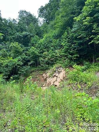 3.22 Acres of Residential Land for Sale in Waynesville, North Carolina