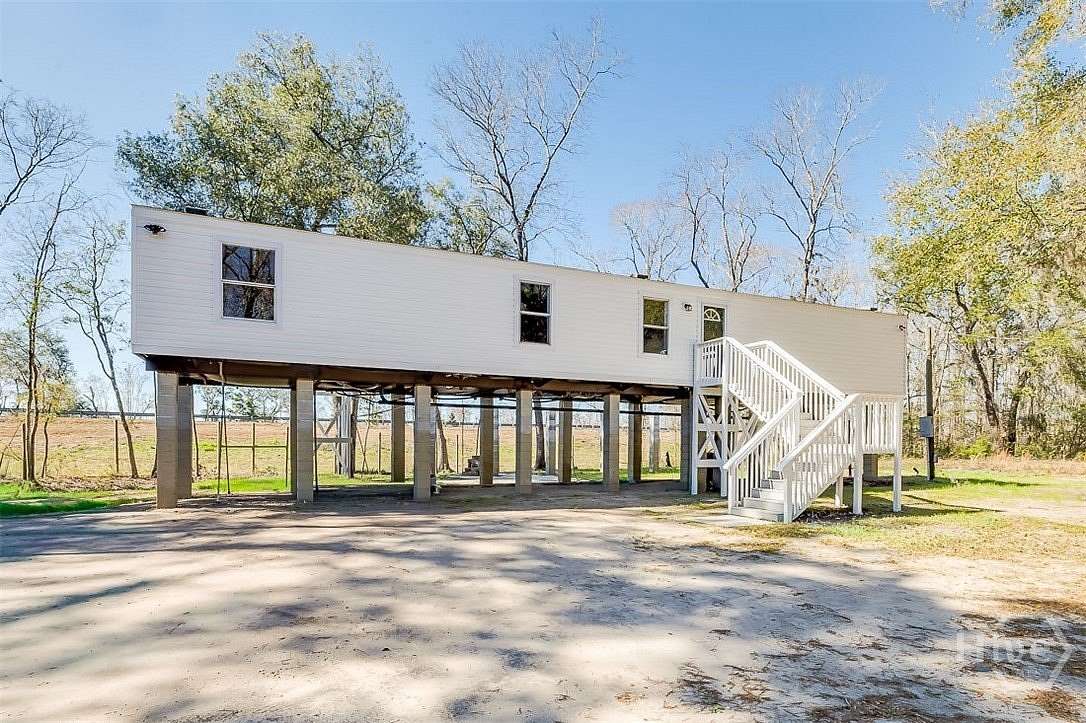 3 Acres of Land with Home for Sale in Bloomingdale, Georgia