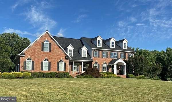 7 Acres of Land with Home for Sale in La Plata, Maryland