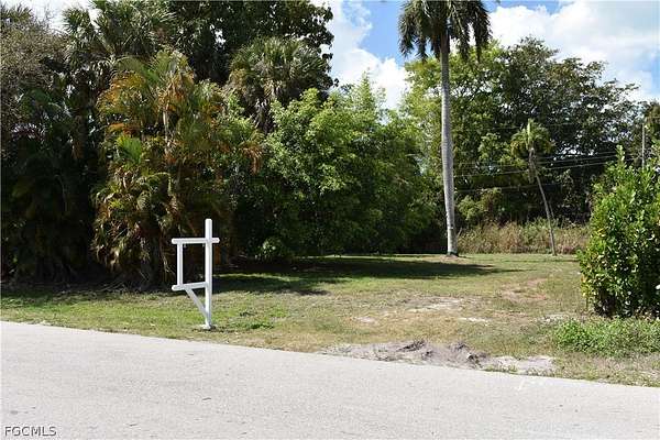 0.18 Acres of Residential Land for Sale in Naples, Florida