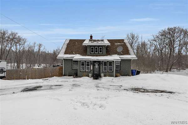 6 Acres of Land with Home for Sale in Albion, New York