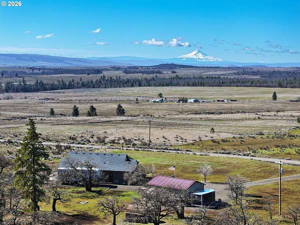 9.28 Acres of Land with Home for Sale in Goldendale, Washington