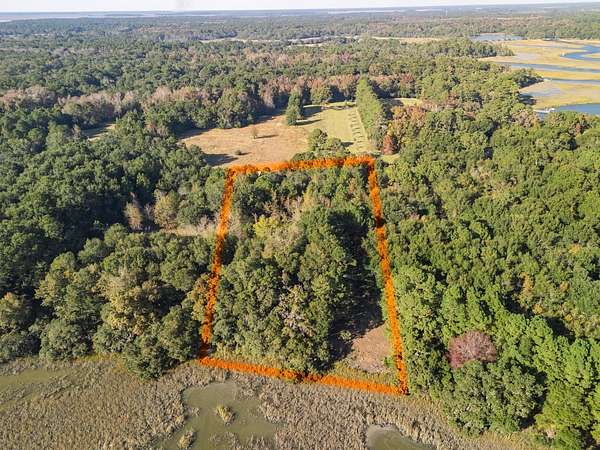 3 Acres of Residential Land for Sale in Edisto Island, South Carolina