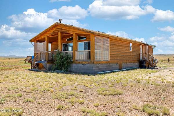 6.24 Acres of Land with Home for Sale in St. Johns, Arizona