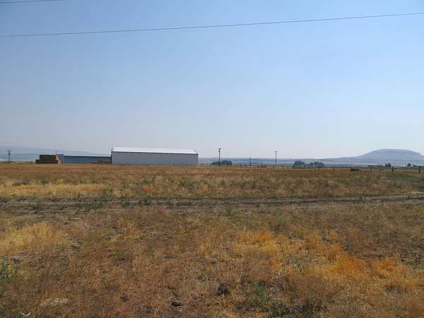 5.84 Acres of Residential Land for Sale in Tulelake, Oregon