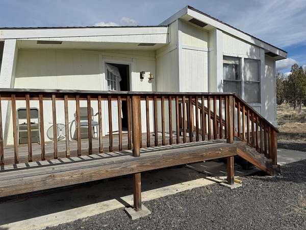 1.82 Acres of Land with Home for Sale in Prineville, Oregon