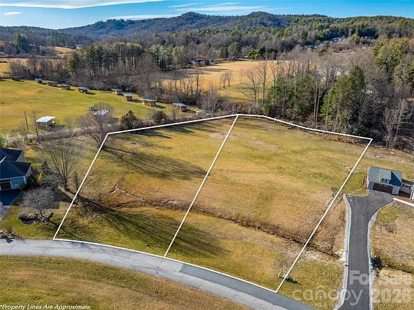 2.73 Acres of Residential Land for Sale in Hendersonville, North Carolina