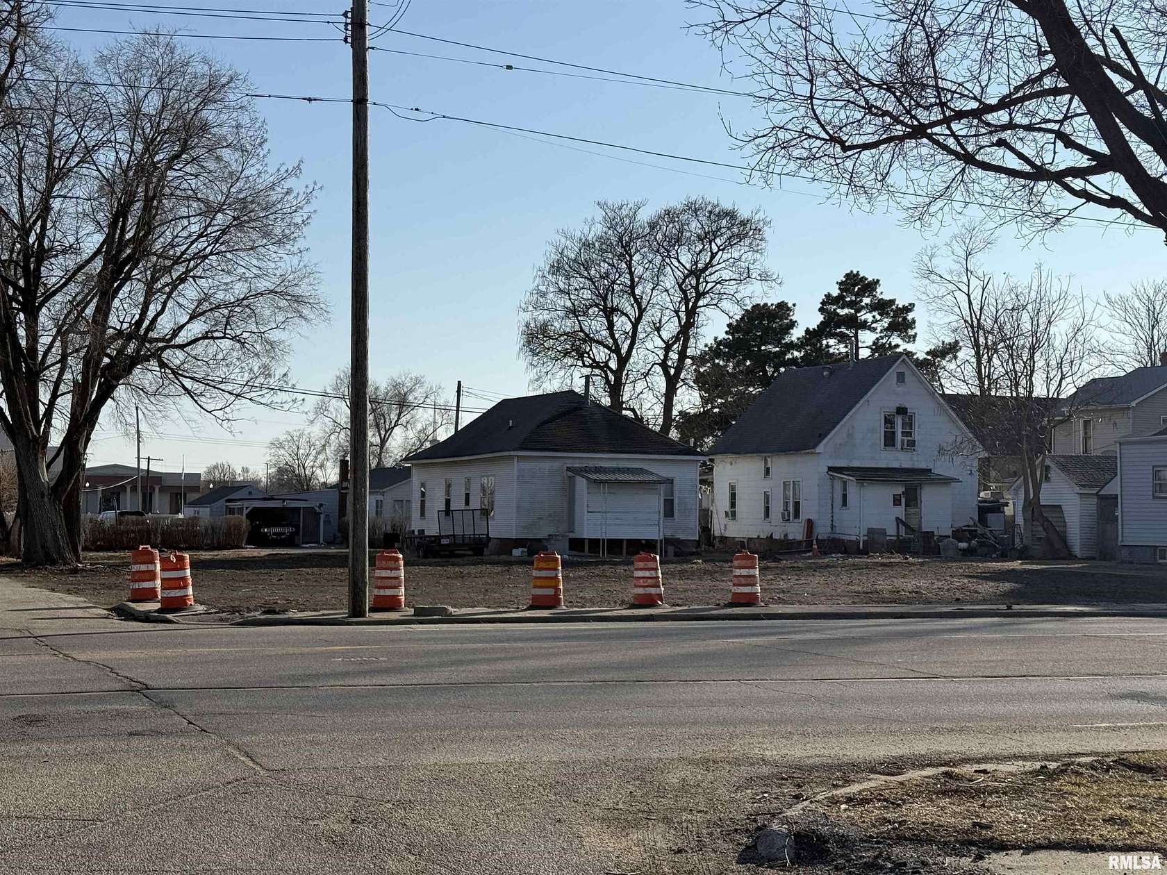 0.08 Acres of Residential Land for Sale in Canton, Illinois