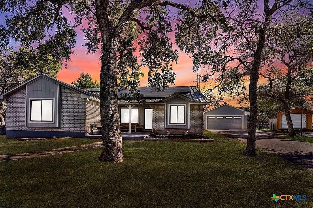 6.19 Acres of Land with Home for Sale in San Marcos, Texas