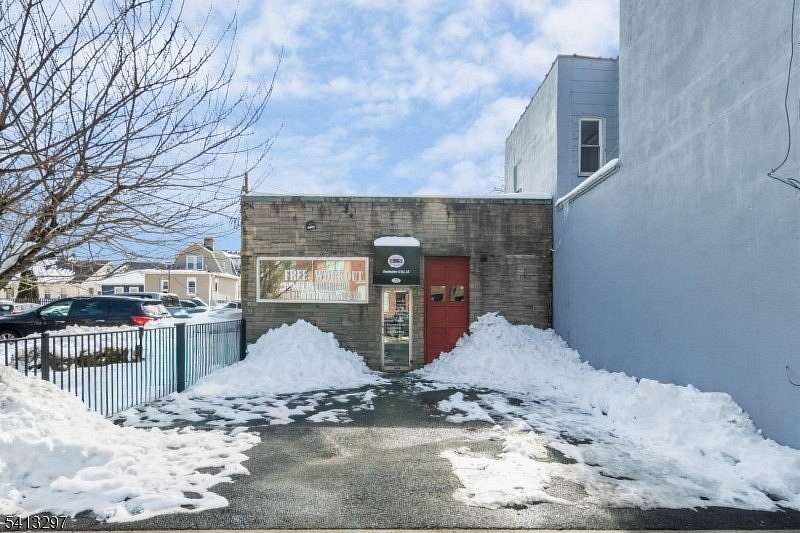 0.06 Acres of Commercial Land for Sale in Maplewood Township, New Jersey