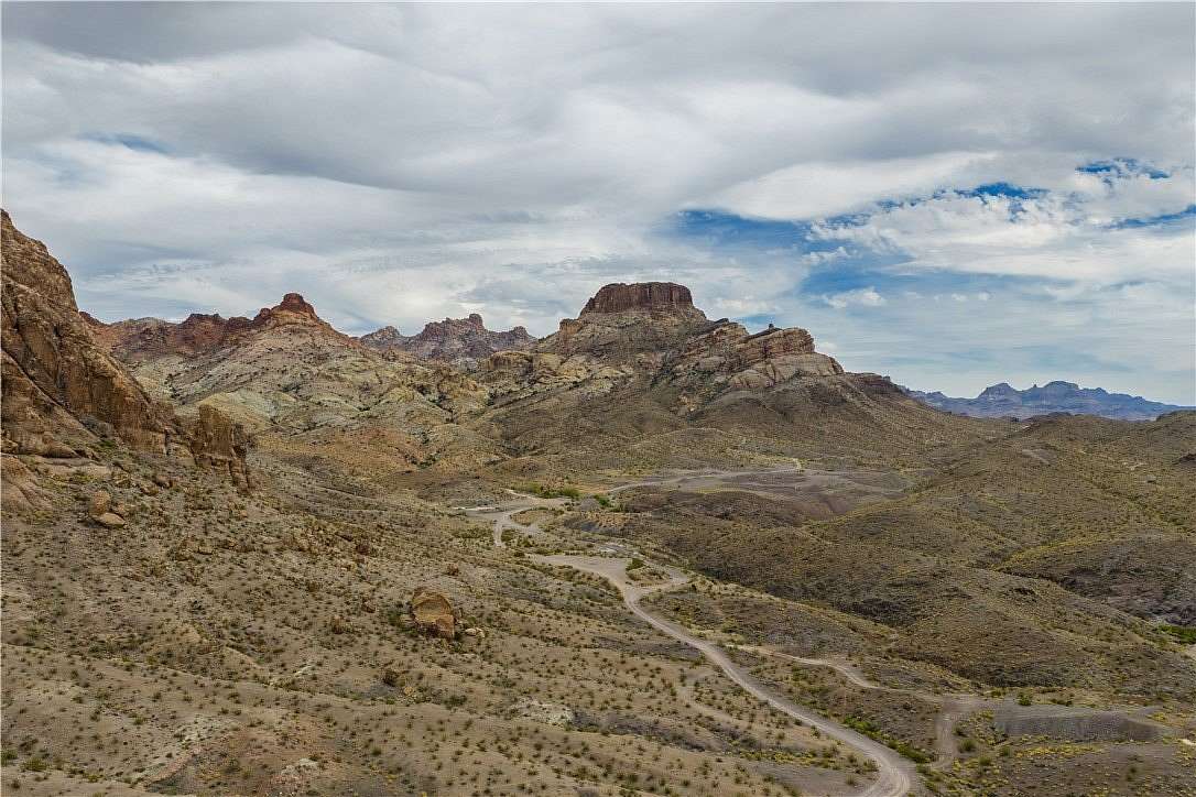 87 Acres of Land for Sale in Bullhead City, Arizona