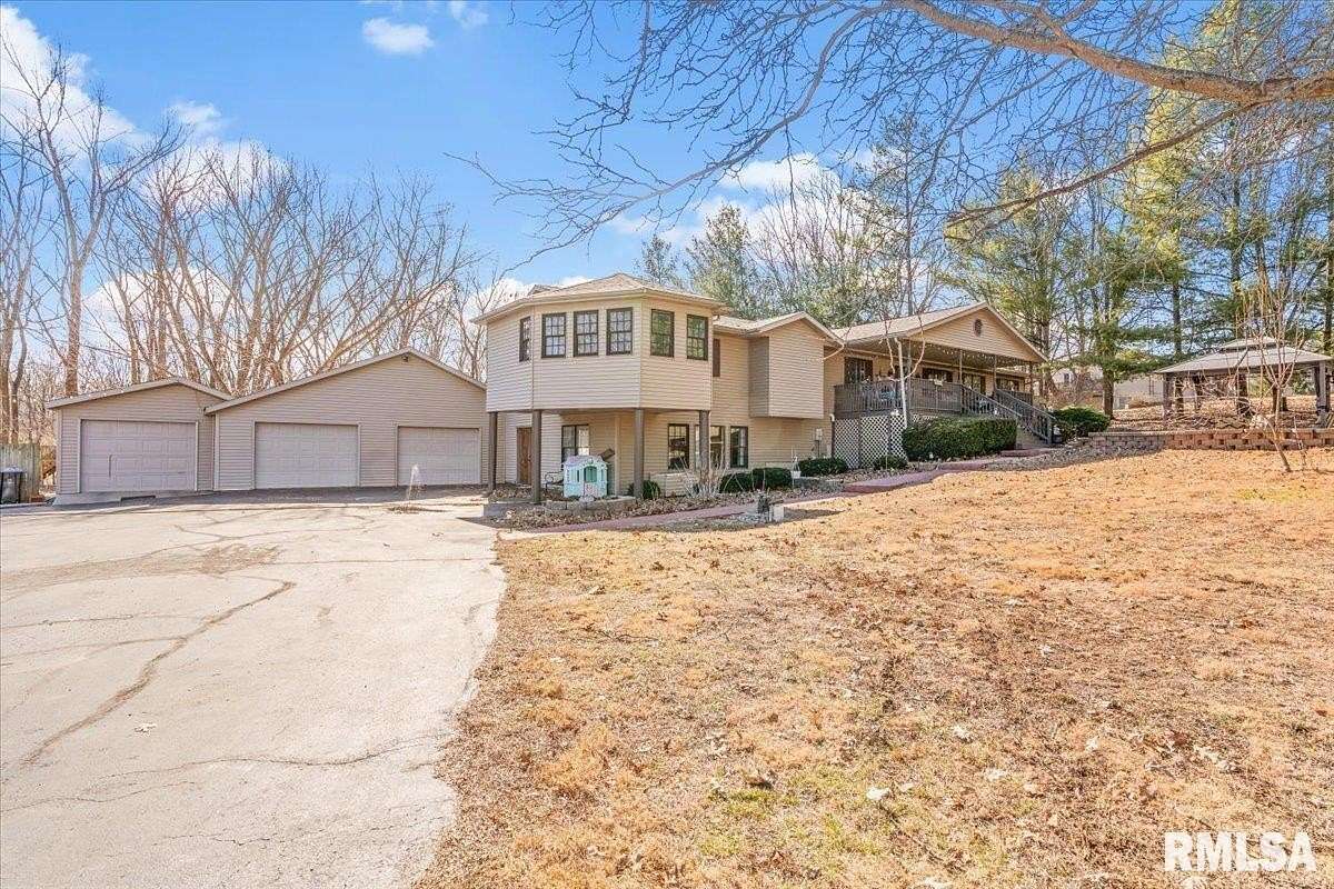 3 Acres of Land with Home for Sale in Riverton, Illinois