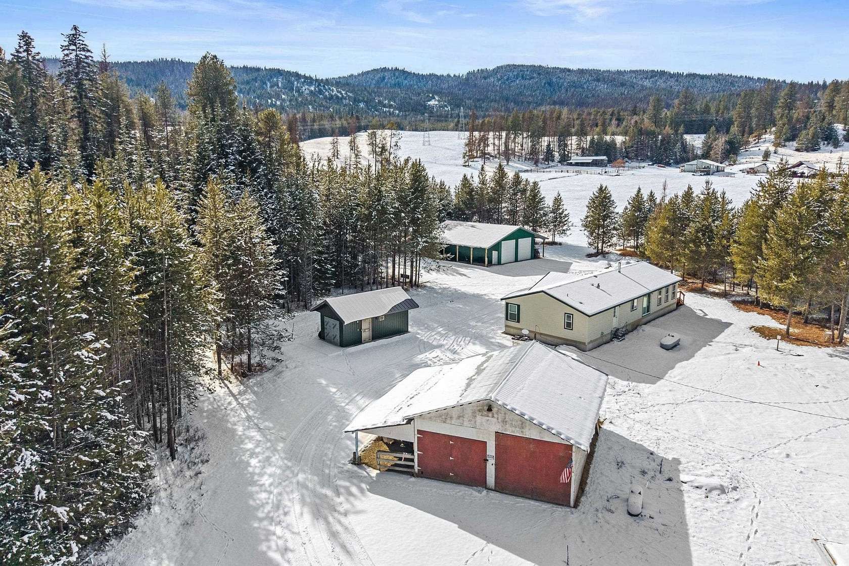 9.45 Acres of Land with Home for Sale in Cusick, Washington