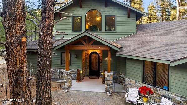 2.16 Acres of Land with Home for Sale in Prescott, Arizona