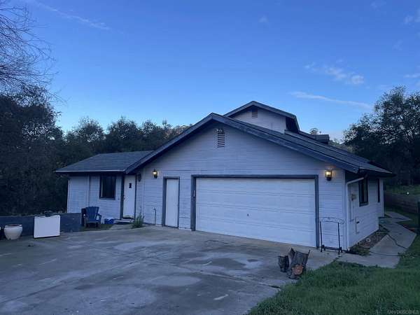 3 Acres of Land with Home for Sale in Valley Center, California