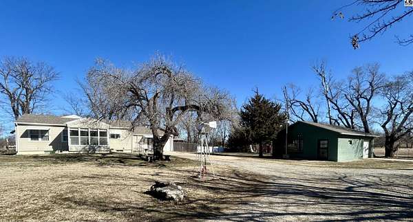 2 Acres of Land with Home for Sale in Hutchinson, Kansas