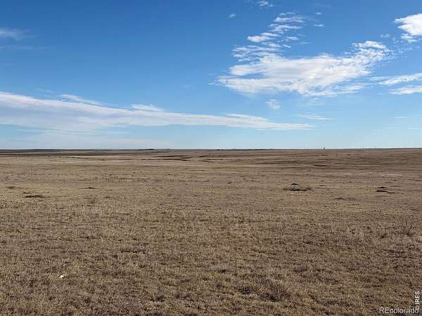 641 Acres of Land for Sale in Stratton, Colorado