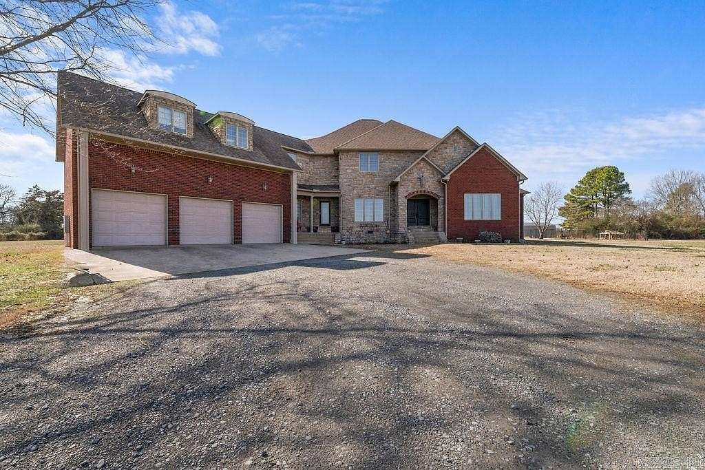 3 Acres of Land with Home for Sale in Clinton, Arkansas