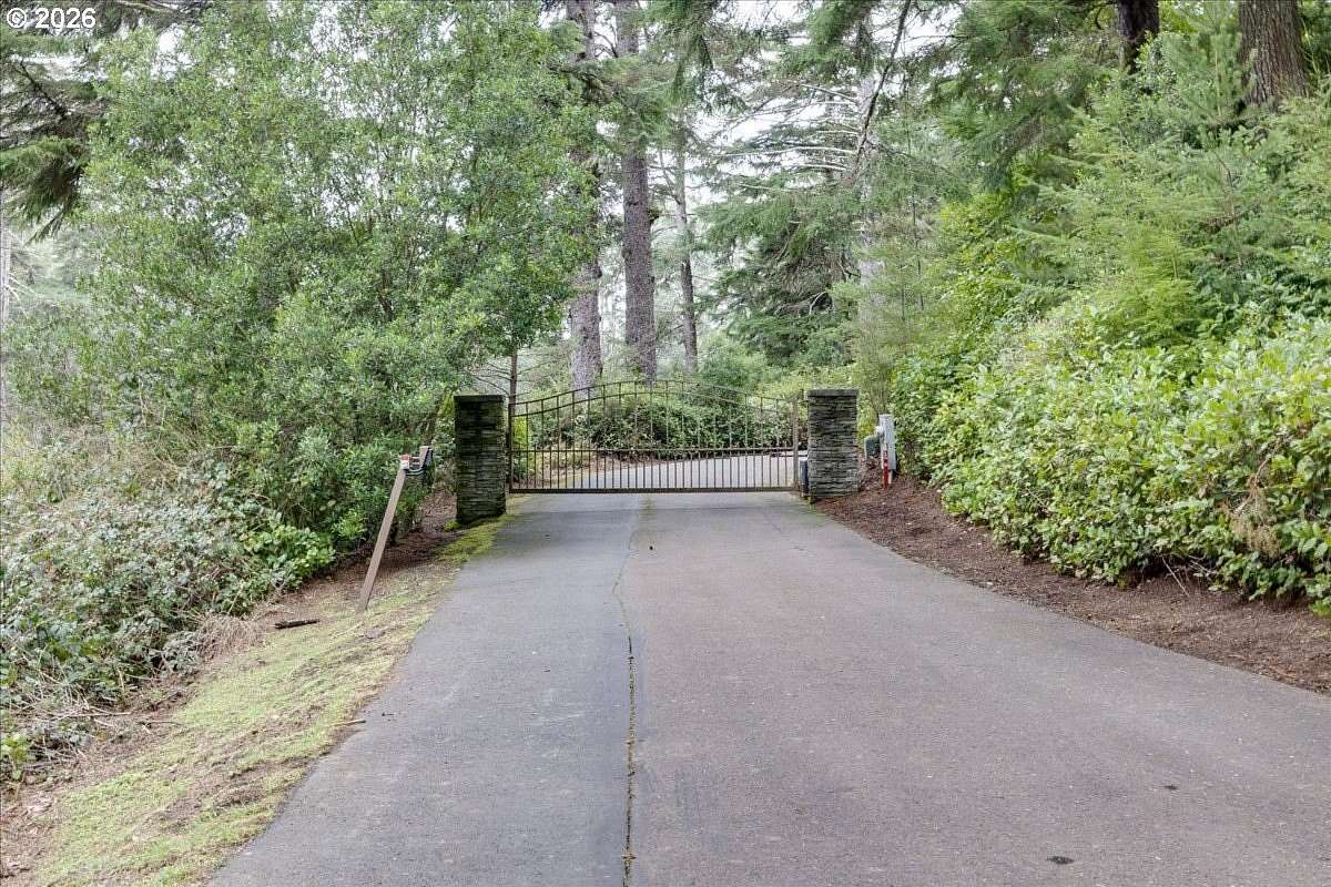 2 Acres of Residential Land for Sale in Waldport, Oregon