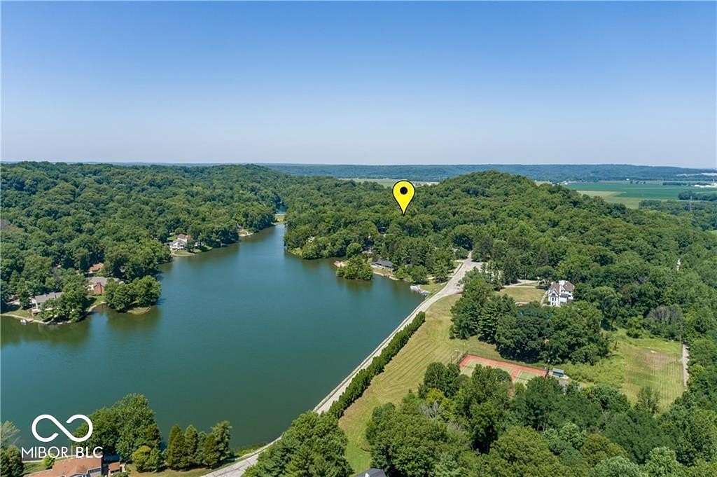 1.1 Acres of Residential Land for Sale in Martinsville, Indiana