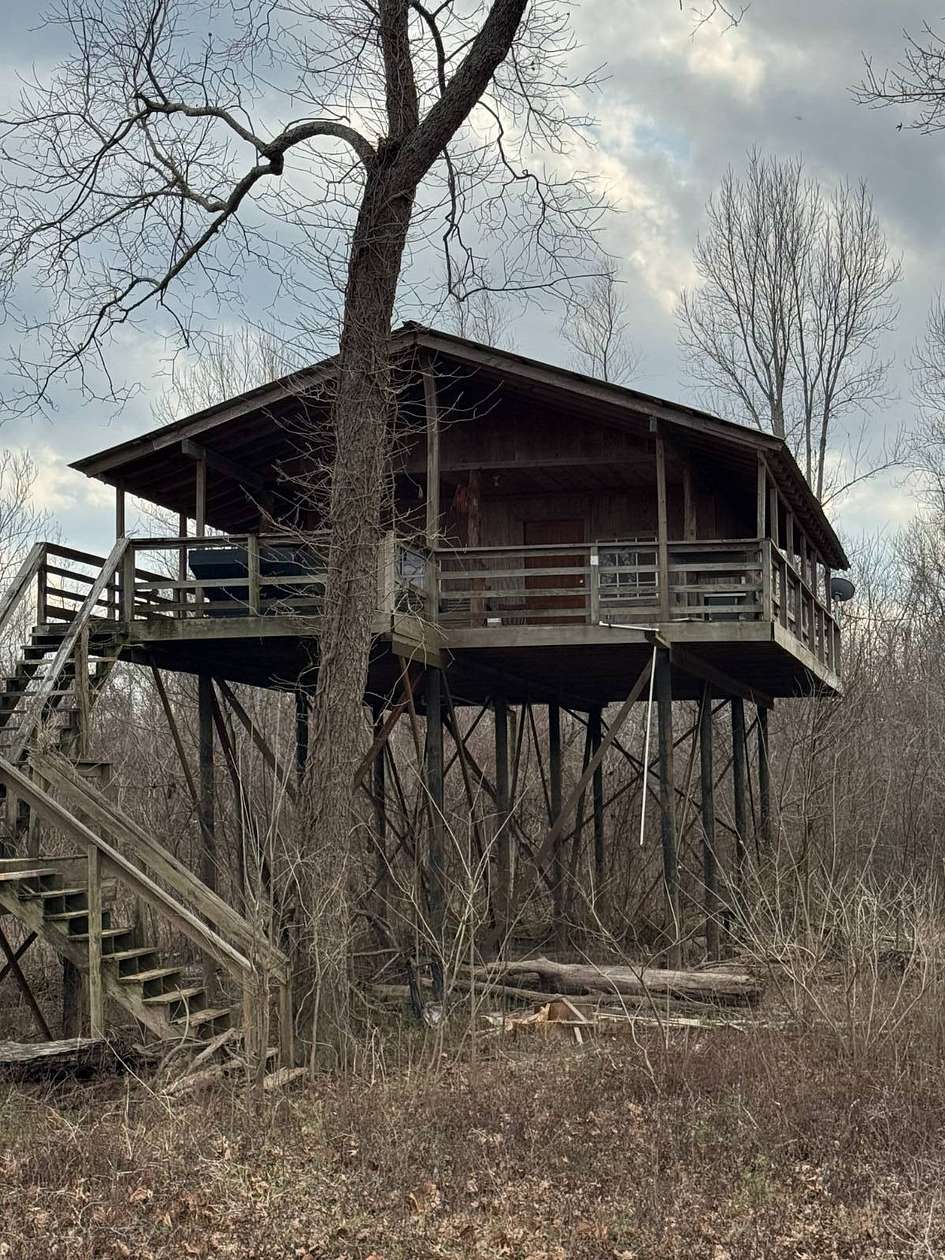 1 Acre of Land with Home for Sale in Woodville, Mississippi